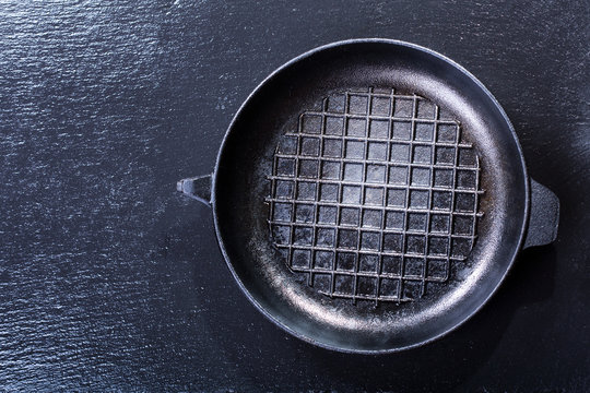 empty pan for grill