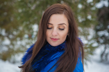 Naklejka premium beautiful girl in the winter forest