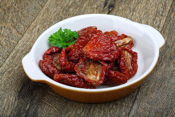 Dried tomatoes