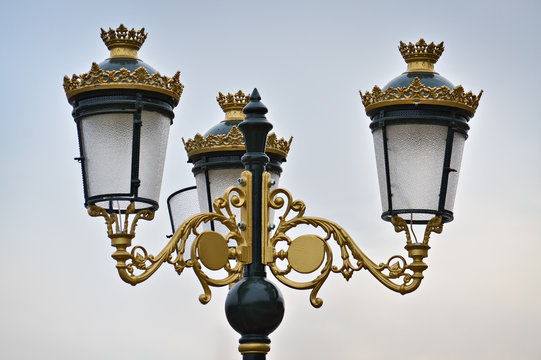 Decorative street bulb