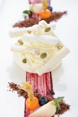 Ice Cream serve with white chocolate