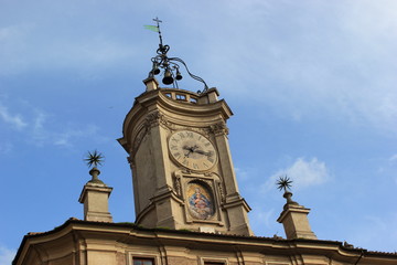 Fototapeta na wymiar Der Glockenturm (Campanile) des Oratorio dei Filippi in Rom (Italien)