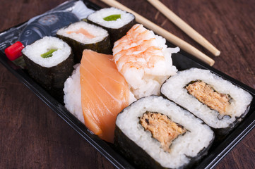 Black sushi box