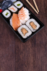 Black sushi box