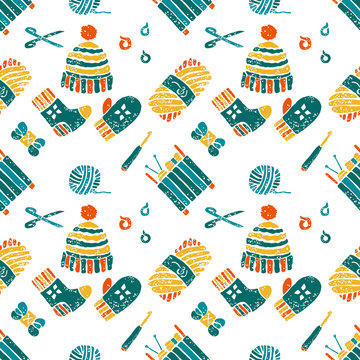 Seamless pattern on a knitting theme, things