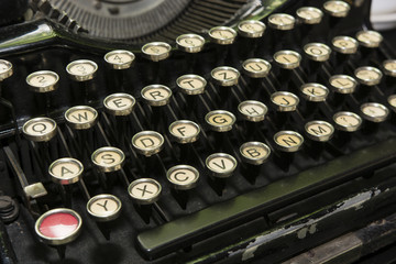 Keys on an old typewriter