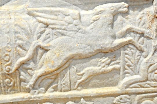 ancient roman sculpture of Pegasus