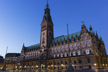 Fototapeta na wymiar Hamburg City Hall in Germany