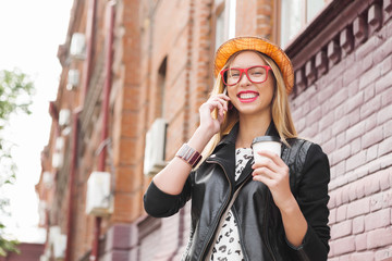 Fototapeta premium Attractive tourist see city 