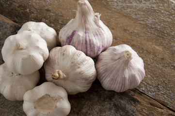 Pile of seven whole garlic bulbs
