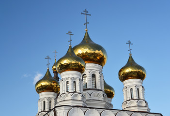 Fototapeta na wymiar Church of Alexander Nevsky at Railway Square in Tver, Russia