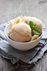 Banana ice cream