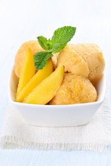 Peach ice cream