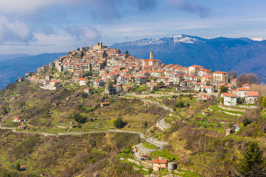 View of the village of Bajardo