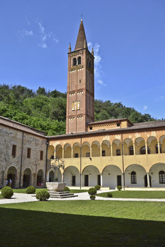 Chiostro, Santuario Madonna della Salute Monteortone, Abano Terme, Italia

