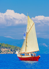 Fototapeta na wymiar sailing in Spetses island in Greece
