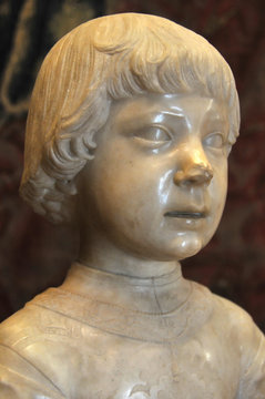 Renaissance sculpture in marble of young boy