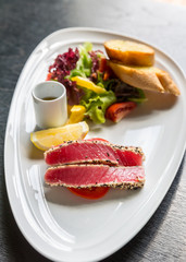 grilled tuna salad