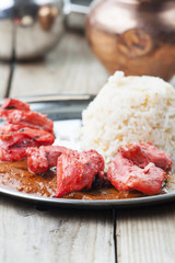 Indisches Chicken Tikka Masala mit Reis