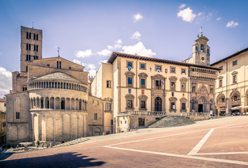 Fototapeta na wymiar Piazza Grande in Arezzo, Italy