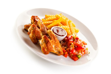 Grilled chicken nuggets and vegetables