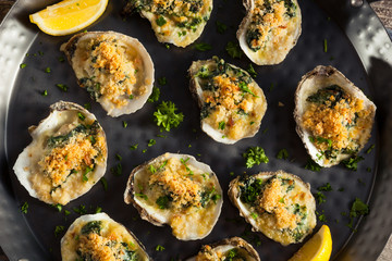 Homemade Creamy Oysters Rockefeller