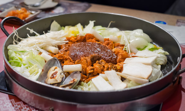Dak Galbi, Korean stir-fried meat and seafood in spicy sauce