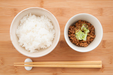 納豆とご飯