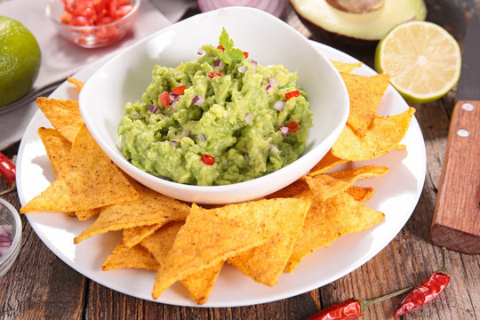guacamole and corn chips
