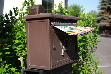 Publicity, magazines in letterbox