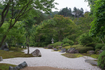 A view of the zen garden of the mimuroto-ji temple, kyoto, Japan