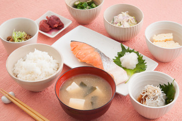 和朝食