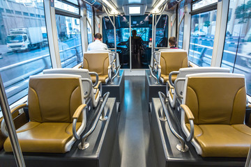Obraz premium New modern tram in Dubai, UAE