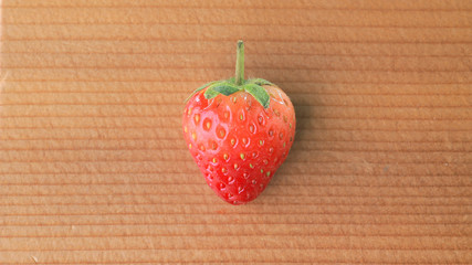  Strawberry on wood background