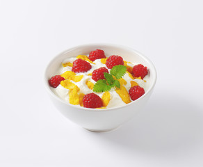 yoghurt with raspberries  and cornflakes
