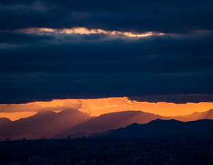 都心から見える近隣の山脈