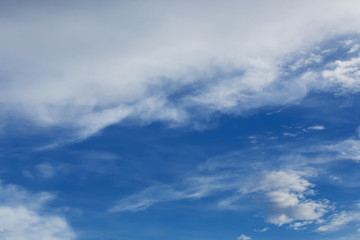Fototapeta na wymiar cloud on blue sky background