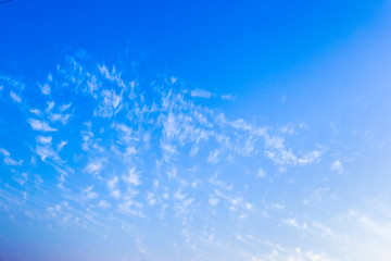 White clouds floating in the blue sky, very beautiful