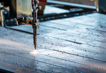 Work flame cutting machine closeup