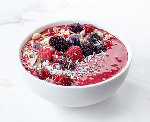 breakfast smoothie bowl