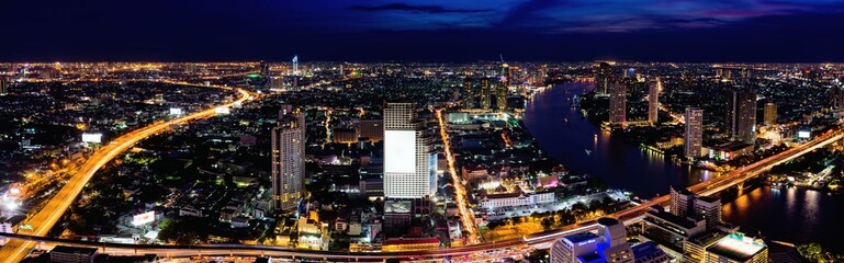Naklejka premium タイ・バンコクの夜景