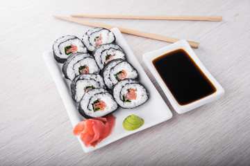 Salmon and cheese rolls