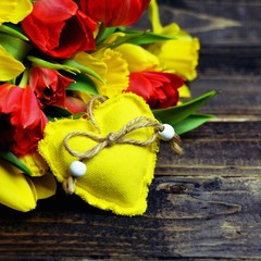 Grußkarte - Frühlingsblumen - Tulpen und Osterglocken - rot, gelb