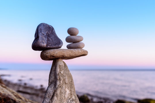 Well-balanced of stones