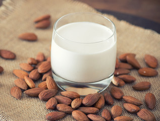  homemade almond milk
