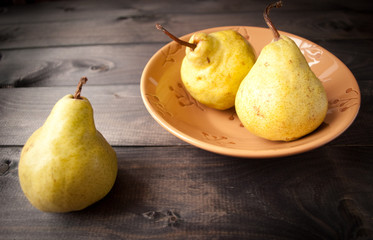 Fresh yellow pears