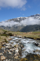 Torrent from the cirque de Troumouse