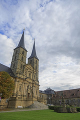 Obraz premium Kloster Michelsberg (Michaelsberg) in Bamburg, Germany with blue