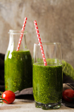 Green smoothies for a diet of spinach