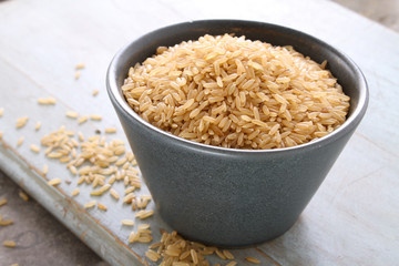 cooked raw healthy brown rice